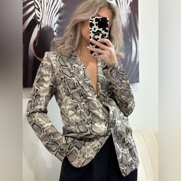Snakeskin Blazer size m - Picture 1 of 5